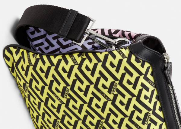 Túi Versace La Greca Signature Shoulder Pink Yellow 1003695-1A02662-5Y13P - Ảnh 4