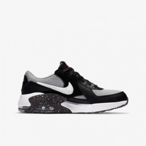 Alternative view of Giày Nike Air Max Excee SE GS 'Black Light Smoke Grey' CV8131-001