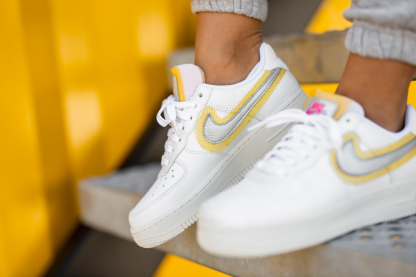 Giày Nike Air Force 1 07 LX Color White Metallic Silver CZ8104-100 - Ảnh 5