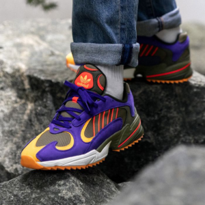 Alternative view of Giày Adidas Yung 1 Trail 'Solar Khaki' EE6537