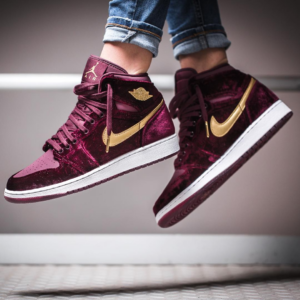 Alternative view of Giày Nike Air Jordan 1 Heiress GG 'Velvet' 832596-640