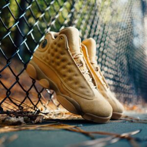 Alternative view of Giày Nike Air Jordan 13 Retro Wheat 414571-705