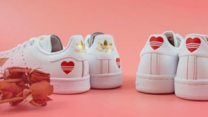 Alternative view of Giày Adidas Stan Smith Valentines Day 'White' FV8260
