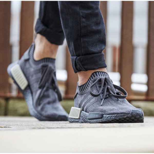 Giày Adidas NMD R1 Primeknit 'Pitch Black' AQ1248 - Ảnh 3