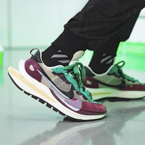 Giày Nike Sacai x VaporWaffle SP 'Villain Red' DD3035-200 - Ảnh 2
