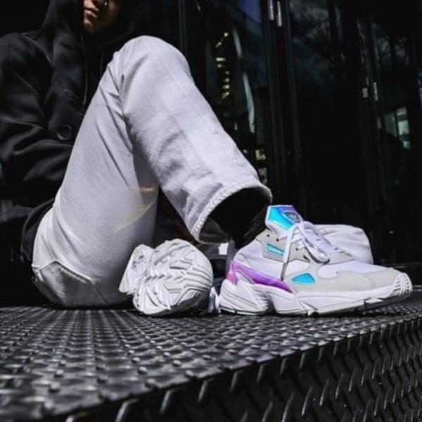 Giày Adidas Wmns Falcon 'White Iridescent' FX3432 - Ảnh 4
