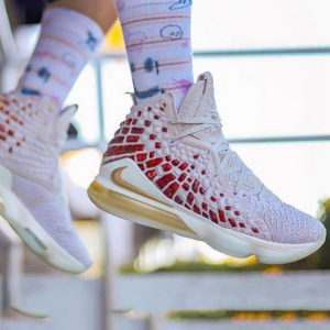 Alternative view of Giày Nike LeBron 17 PRM EP 'Win Win' CT3467-001