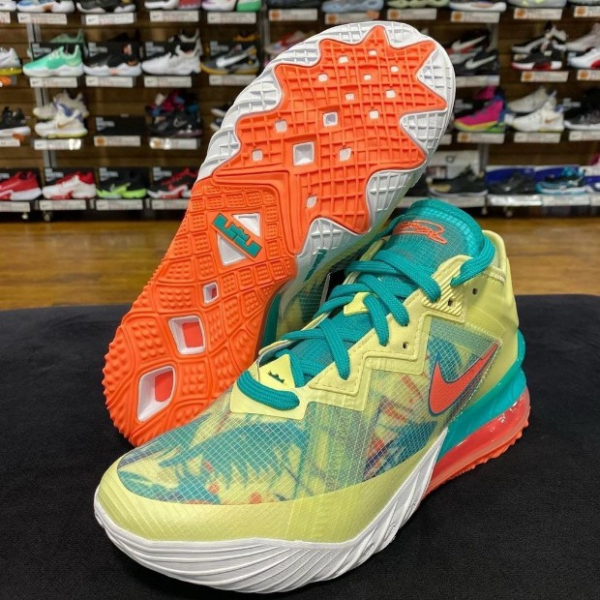 Giày Nike LeBron 18 Low EP 'LeBronold Palmer' CV7564-300 - Ảnh 2