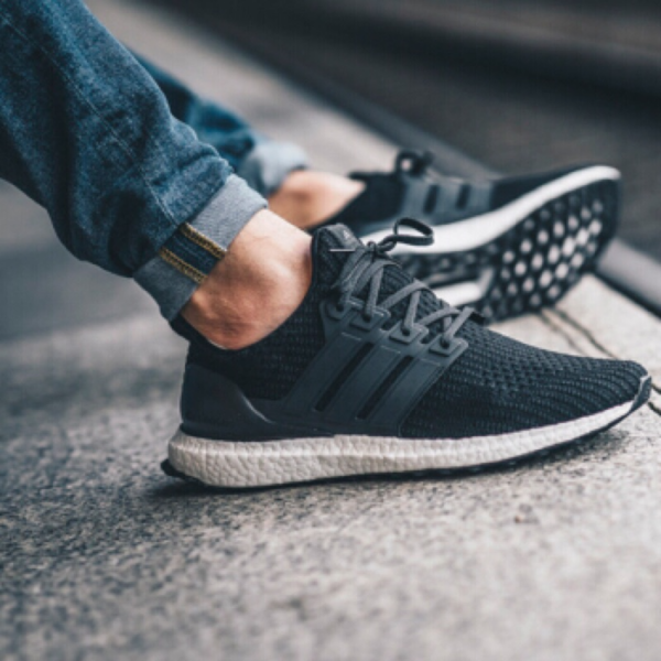 Giày Adidas Wmns UltraBoost 4.0 'Core Black' BB6149 - Ảnh 3