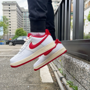 Giay Nike Air Force 1 Low 'White Gym Red Sail' DO5220-161