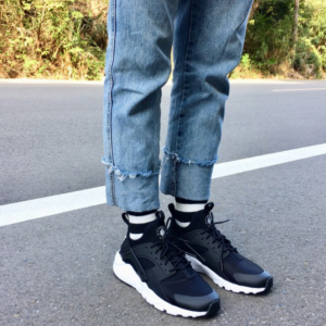 Alternative view of Giày Nike Air Huarache Run Ultra 'Black White' 819685-016