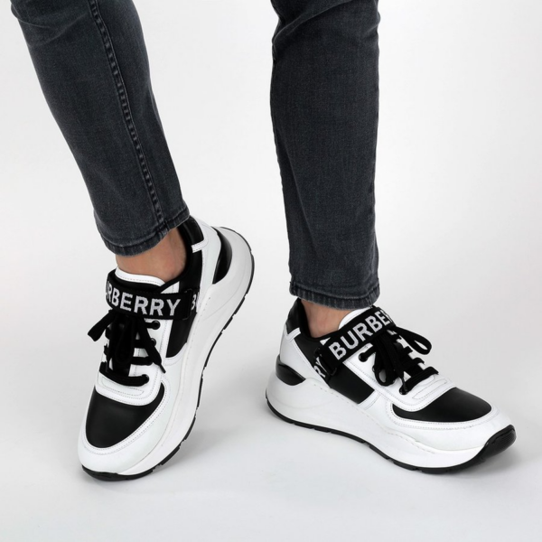 Giày Burberry Nylon and Logo Detail Black White 8009801 - Ảnh 2