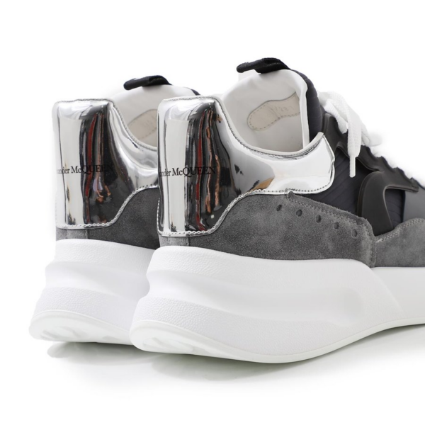 Giày Alexander McQueen Oversized Runner 'Grey Navy' 604281-WHBGP-1232 - Ảnh 4