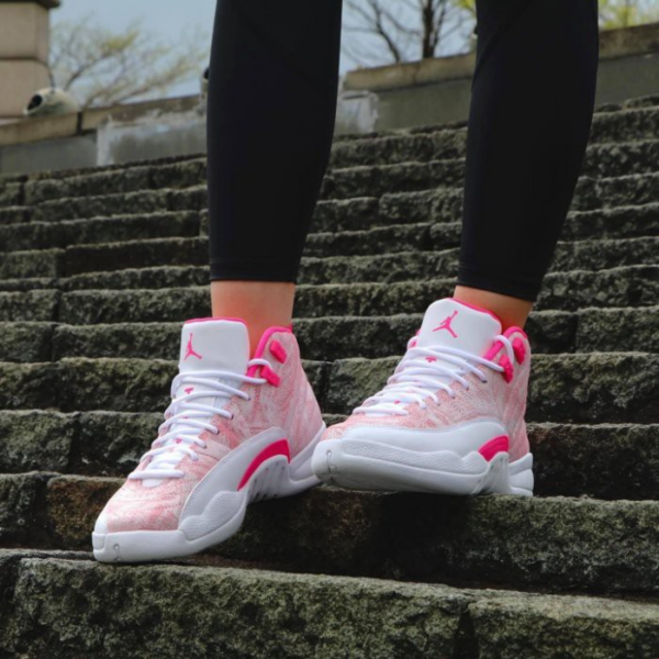 Giày Nike Air Jordan 12 Retro GS 'Arctic Pink' 510815-101 - Ảnh 2