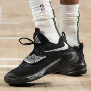 Giay Nike Zoom Freak 3 'Black Wolf Grey' DA0695-002