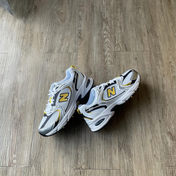 Giày New Balance 530 'Munsell White Citra Yellow' MR530UNX - Ảnh 5