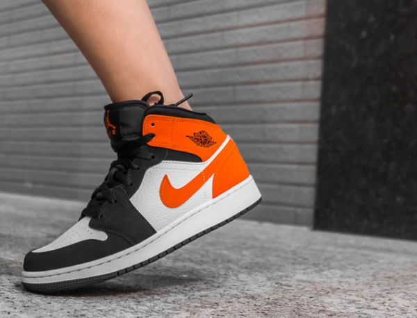 Giày Nike Air Jordan 1 Mid GS 'Shattered Backboard' 554725-058 - Ảnh 5