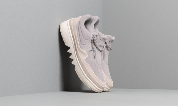 Giày Nike Wmns Air Jordan 1 Jester XX Low 'Atmosphere Grey' AV4050-002 - Ảnh 5