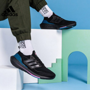 Alternative view of Giày Adidas UltraBoost 21 'Black Active Teal' FZ1921