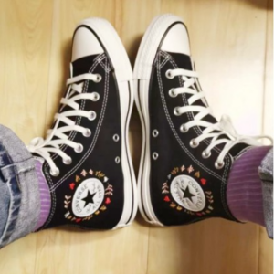 Alternative view of Giày Converse Wmns Chuck Taylor All Star High 'It's Okay To Wander' 571081C