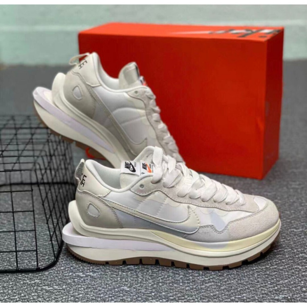 Giày Nike Sacai x VaporWaffle 'Sail Gum' DD1875-100 - Ảnh 6