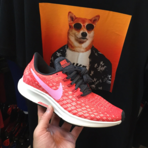 Alternative view of Giày Nike Wmns Air Zoom Pegasus 35 'Psychic Pink' 942855-800