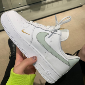 Alternative view of Giày Nike Wmns Air Force 1 'White Light Silver' CZ0270-106