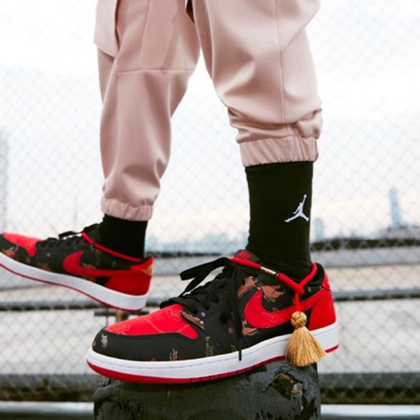 Giày Nike Air Jordan 1 Low OG 'Chinese New Year' DD2233-001 - Ảnh 2