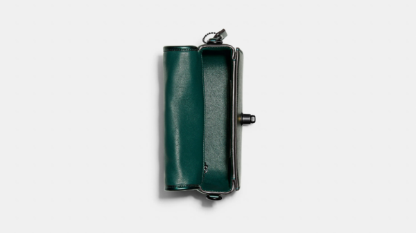 Tui Coach Dinky 18 With Quilting 'Metallic Dark Green' C6622-V5TFU