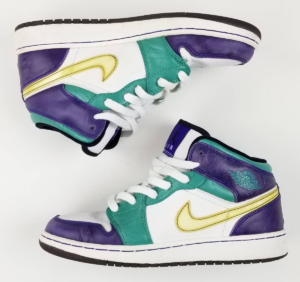 Alternative view of Giày Nike Air Jordan 1 GS 'Emerald Green' 322678-301
