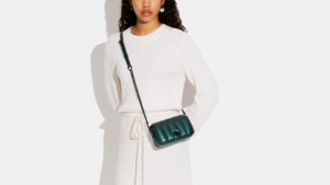 Tui Coach Dinky 18 With Quilting 'Metallic Dark Green' C6622-V5TFU