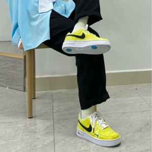 Alternative view of Giày Nike Air Force 1 Low GS 'Peace, Love, and Basketball' DC7299-700