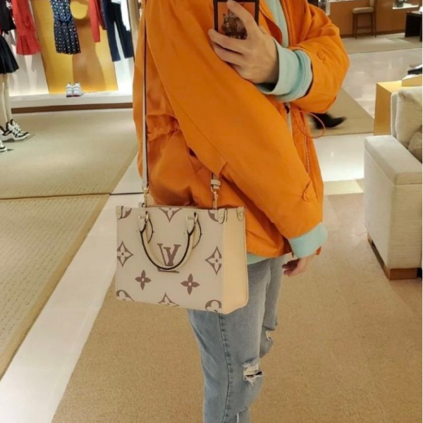 Túi Louis Vuitton Onthego PM Shoulder Crossbody Tote Bag M45654 - Ảnh 3