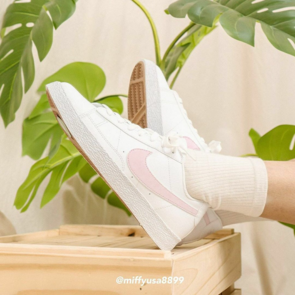 Giày Nike Blazer Low GS 'White Pink Foam' CZ7576-102 - Ảnh 2