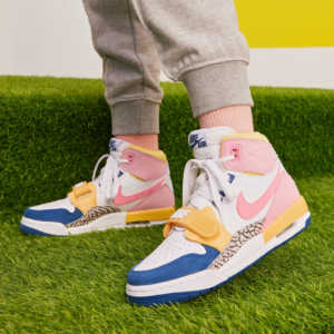 Giay Nike Air Jordan Legacy 312 GS 'White Blue' FD9909-161