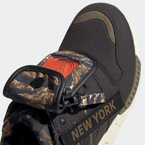 Giày Adidas ZX 8000 Out There USA S42593 - Ảnh 2