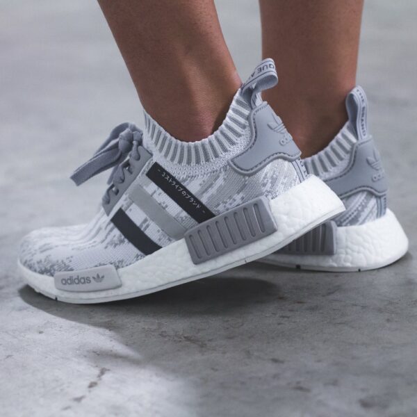 Giày Adidas Wmns NMD R1 Primeknit 'Grey Glitch Camo BY9865 - Ảnh 2