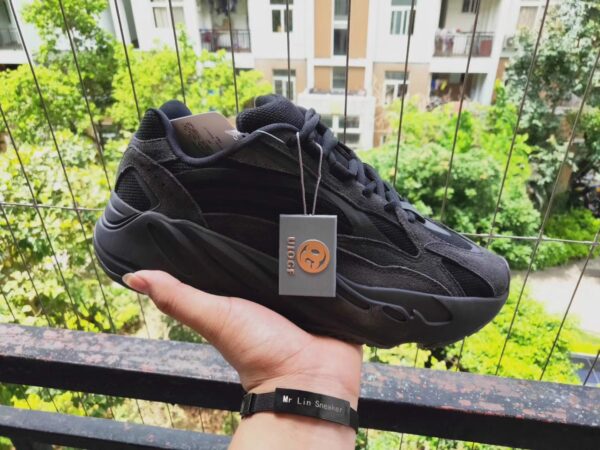 Giày Adidas Yeezy Boost 700 V2 'Vanta' FU6684 - Ảnh 7