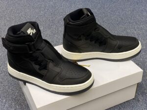 Alternative view of Giày Nike Wmns Air Jordan 1 Nova XX 'Black Sail' AV4052-002