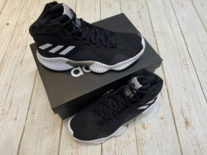 Giay Adidas Pro Bounce 2018 'Black White' FW5746