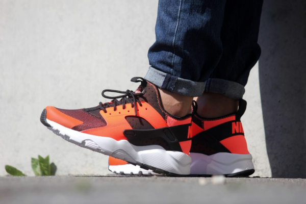 Giày Nike Air Huarache 'Hot Curry' DO6694-800 - Ảnh 2