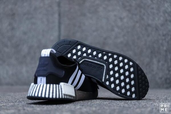 Giày Adidas NMD R1 'Glitch Black White' FV3649 - Ảnh 4