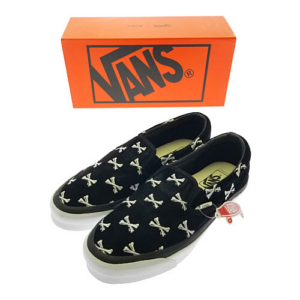 Giay Vans WTAPS x Vault Classic SlipOn OG LX Black VN0A45JKK08