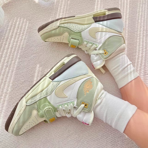 Giay Nike Air Jordan Legacy 312 GS 'Year of the Rabbit' FD9909-111