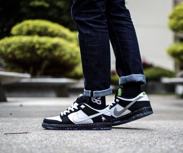 Giày Nike Jeff Staple x Dunk Low Pro SB 'Panda Pigeon' BV1310-013 - Ảnh 2