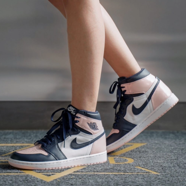 Giay Nike Air Jordan 1 Retro High OG SE 'Bubble Gum' DD9335-641