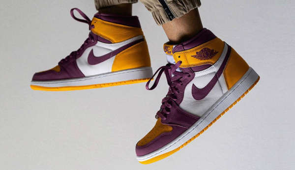 Giay Nike Air Jordan 1 Retro High OG 'Brotherhood' 555088-706