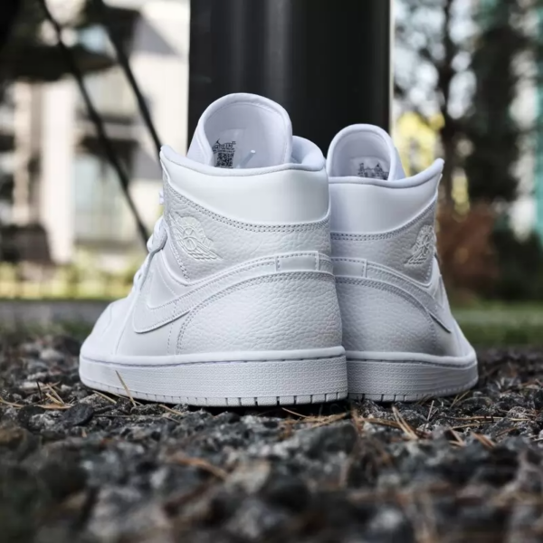 Giày Nike Air Jordan 1 Mid 'Triple White' 554724-130 - Ảnh 6