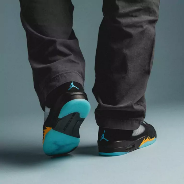 Giay Nike Air Jordan 5 Retro 'Aqua' DD0587-047
