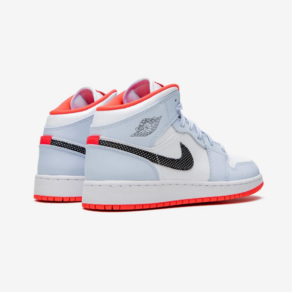 Giày Nike Air Jordan 1 Mid GS 'Half Blue' 555112-400 - Ảnh 10